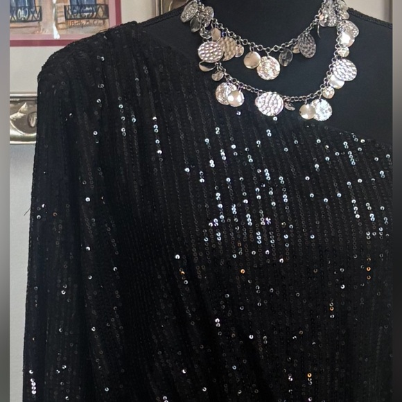 ZEXXXY BLACK SEQUIN ONE SHOULDER HOLIDAY PARTY ROMPER JUMPSUIT SIZE LARGE - Picture 2 of 10